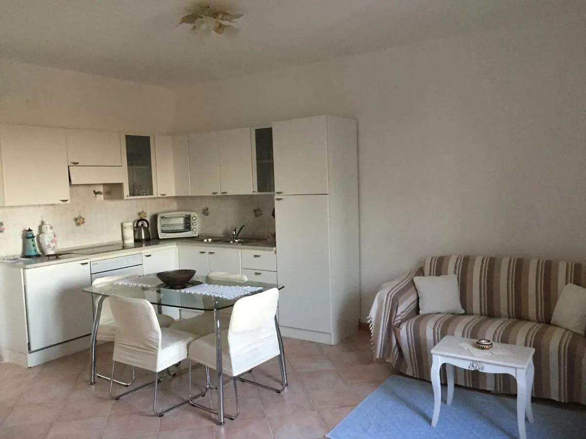 Casa Masu Appartamento Luogosanto 0*,  Italia